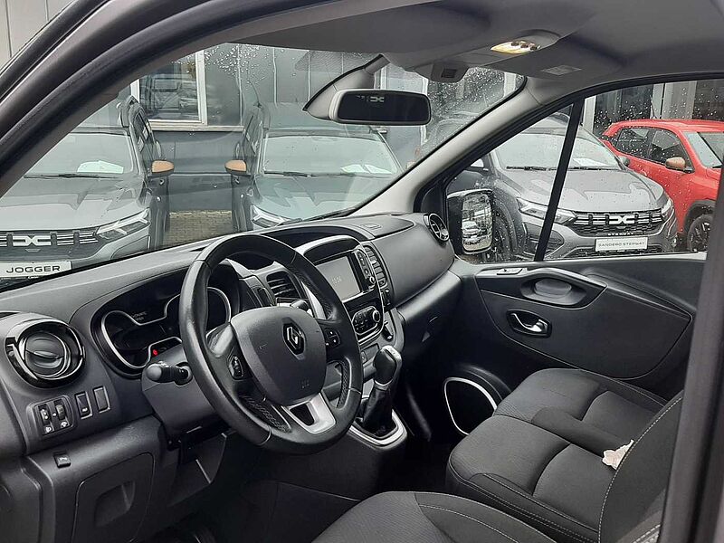 Renault Trafic SpaceClass 2.0 DCi 170 EDC