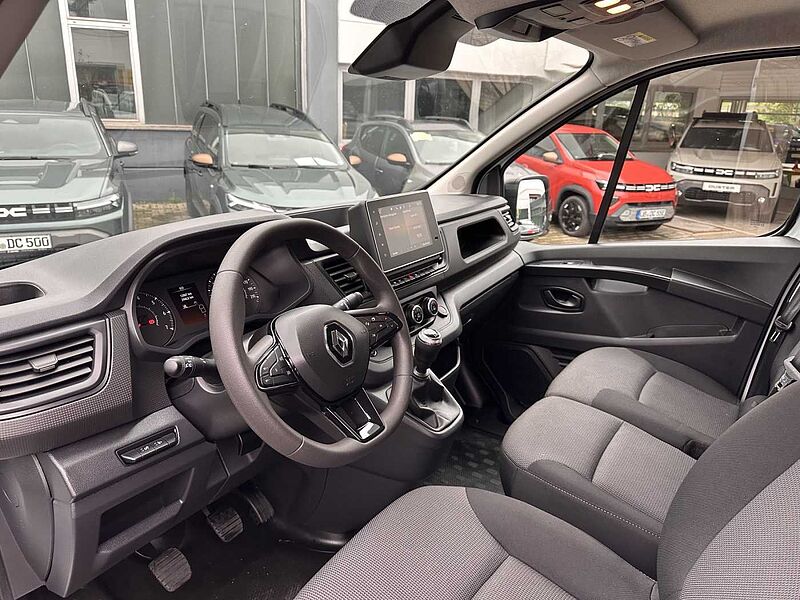 Renault Trafic L1H1 2,8t Komfort DCi 110 LED Büro uvm